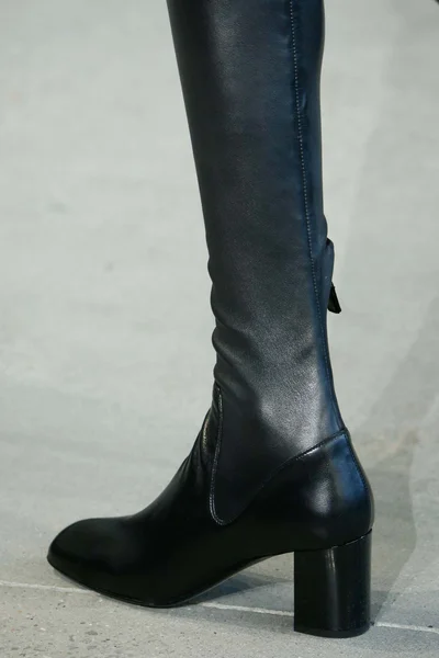 Look 8